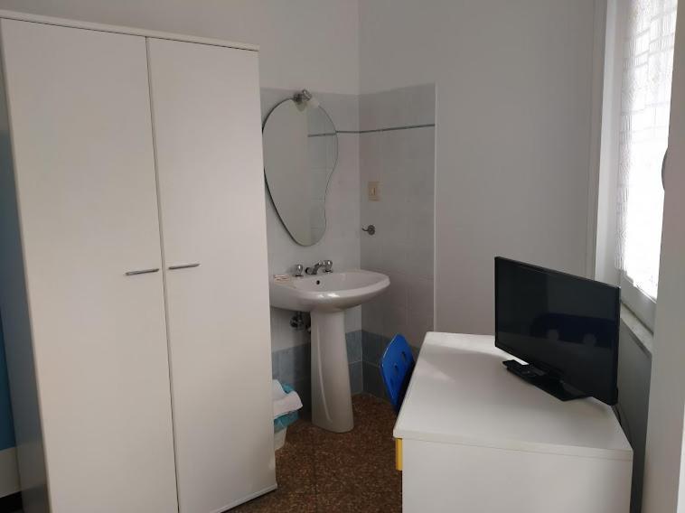 Albergo Belvedere Albissola Marina Εξωτερικό φωτογραφία